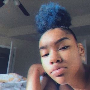 Meet your Posher, ChristareÃ©